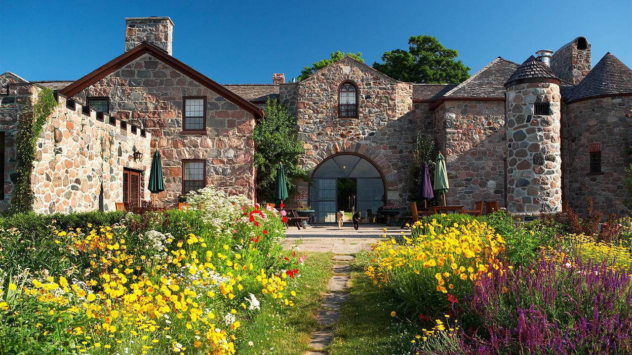 Ste. Anne'S Spa Grafton Bagian luar foto