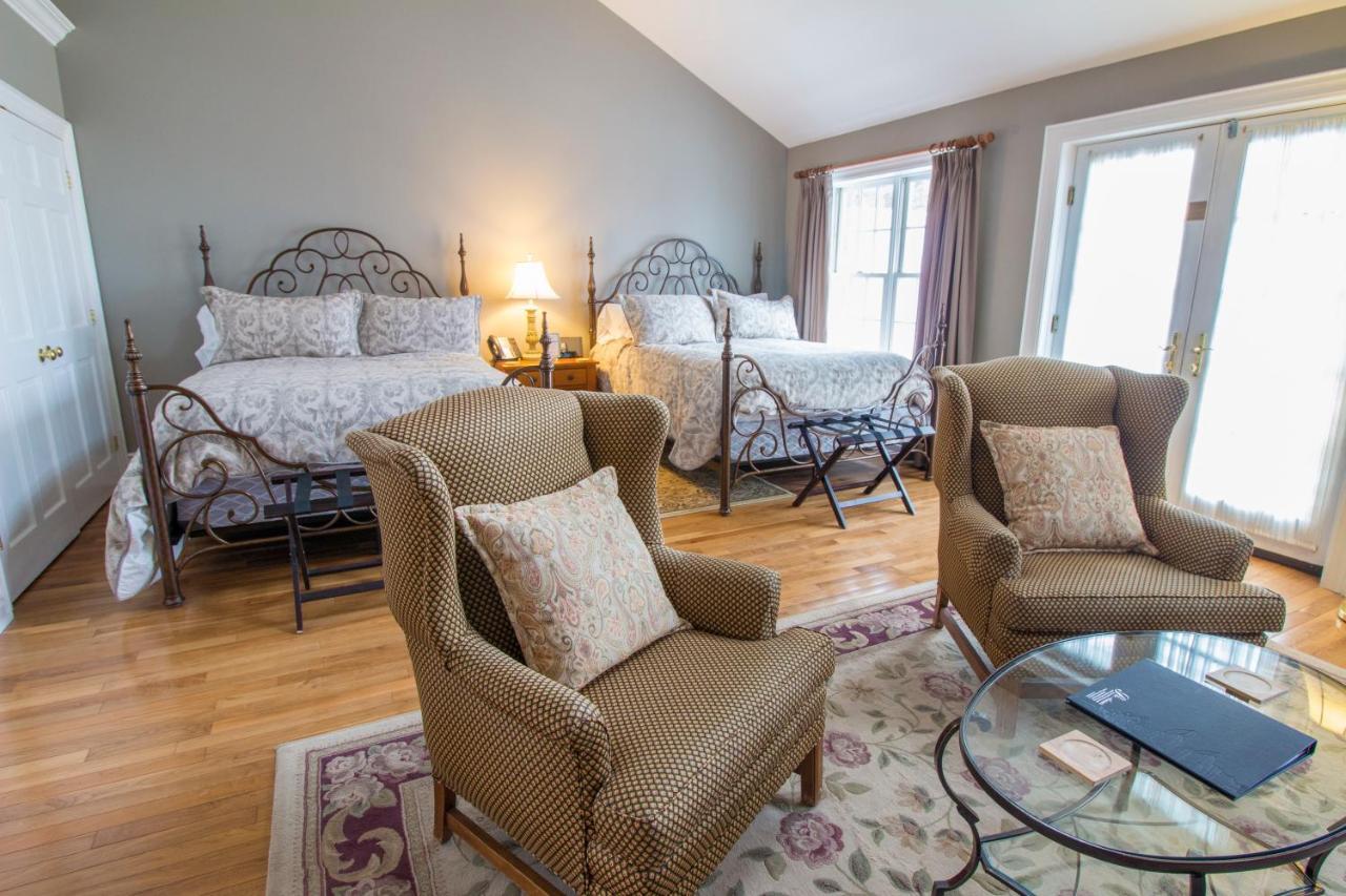 Ste. Anne'S Spa Grafton Bagian luar foto