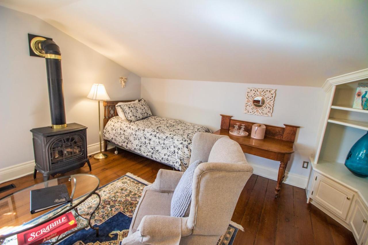 Ste. Anne'S Spa Grafton Bagian luar foto